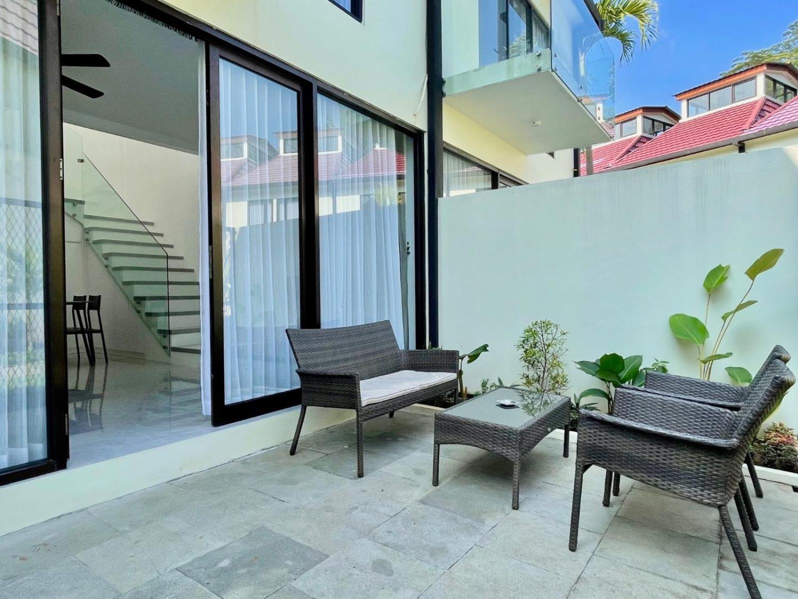 De By Mabano Estates *